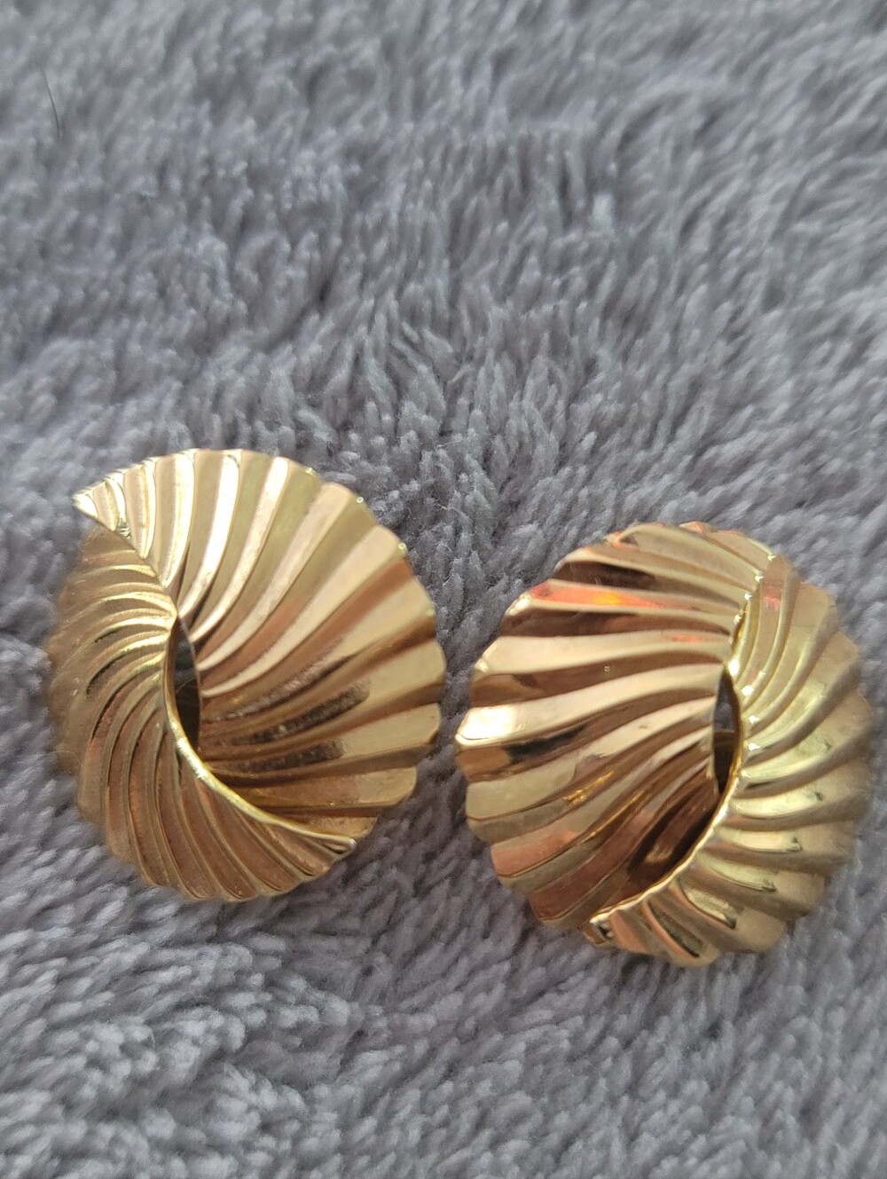 Dior Gold-Tone Twisted Swirl Clip-On Earrings